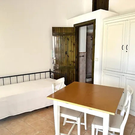 Le Corti Del Golfo Dell' Asinara Apartmán *